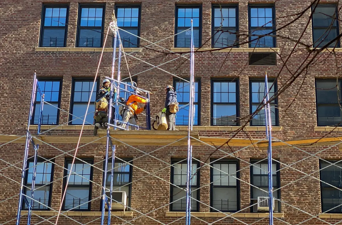 Who's Liable in a Construction Accident in NYC Who's Liable in a Construction Accident in NYC