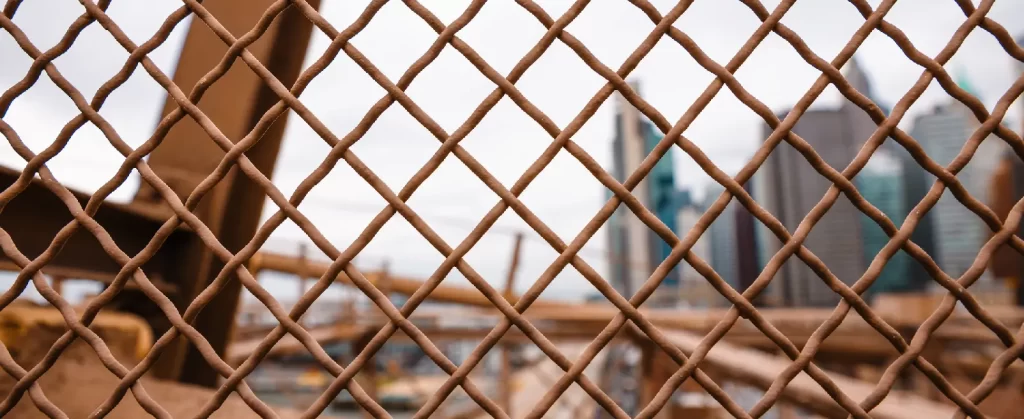 $7,500,000 – Sub-Contractor Injured by Collapsing Fence Bar